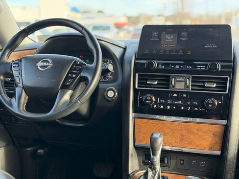 Used 2021 Nissan Armada SL w/ Captain's Chairs Package image 26