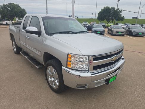 Used 2011 Chevrolet Silverado 1500 LT w/ Regional Value Package RWD image 7