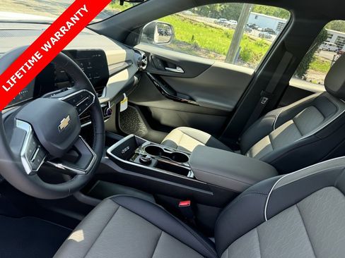 New 2026 Chevrolet Equinox LT w/ Convenience Package II image 15