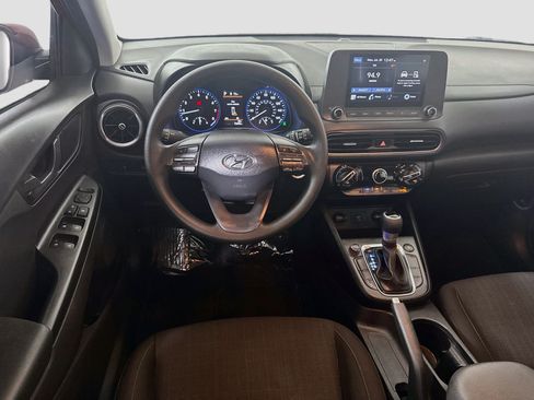 Used 2022 Hyundai Kona SEL AWD/4WD image 17