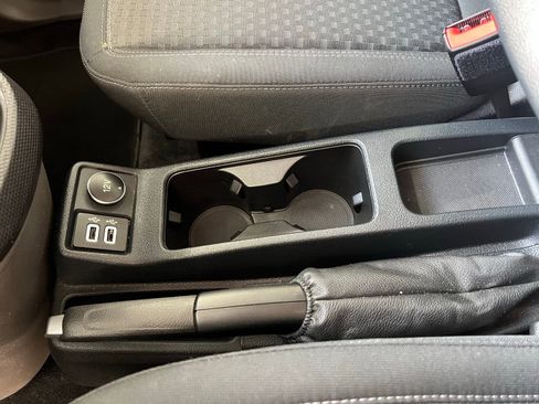 Used 2019 Ford Transit Connect XLT FWD image 13