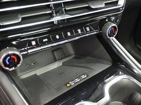 New 2026 Chevrolet Traverse RS image 30