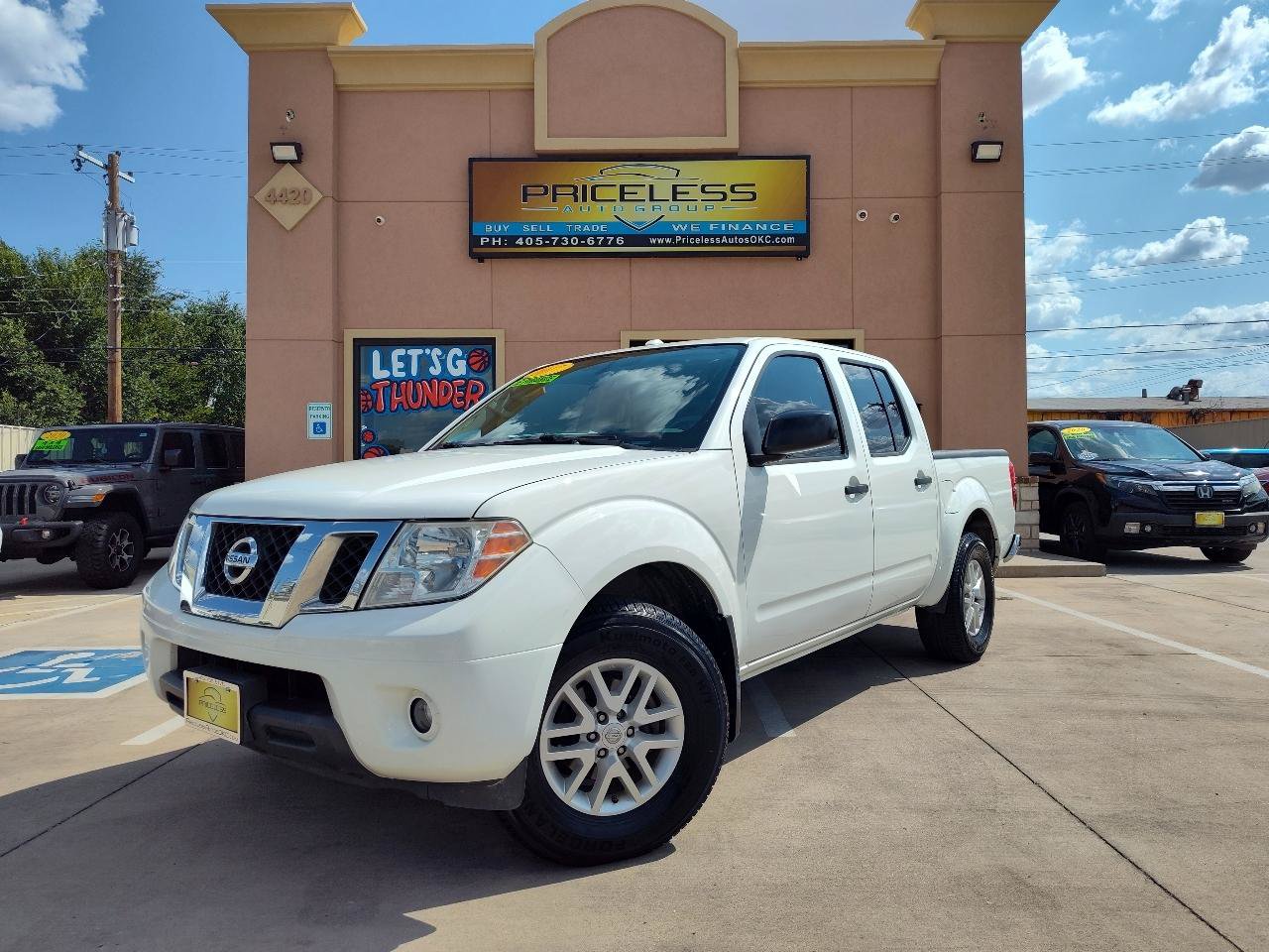Used 2017 Nissan Frontier SV w/ SV Value Truck Package RWD image 1