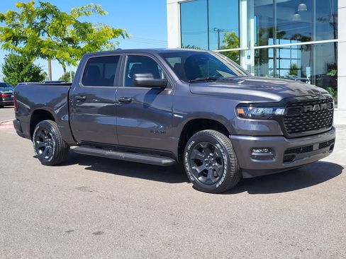 New 2026 RAM 1500 Express AWD/4WD image 3
