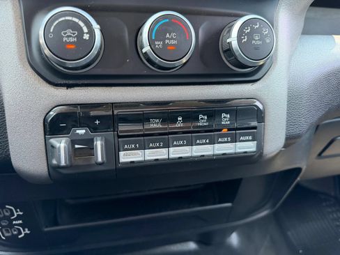 Used 2020 RAM 3500 Tradesman AWD/4WD image 23