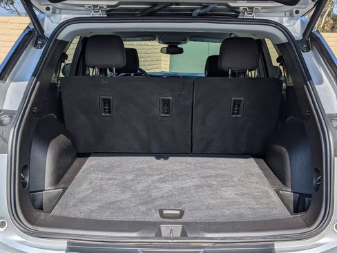 Used 2022 Chevrolet Blazer LT image 9