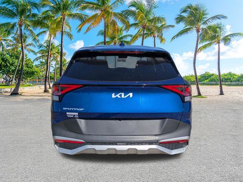 Used 2024 Kia Sportage EX FWD image 5
