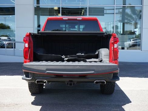 Used 2024 Chevrolet Silverado 1500 LT Trail Boss w/ Convenience Package II AWD/4WD image 8