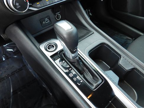 Used 2020 Nissan Sentra S FWD image 17