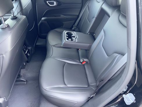 New 2026 Jeep Compass Limited AWD/4WD image 35