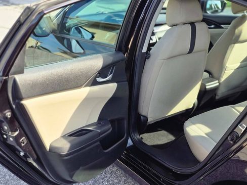 Used 2016 Honda Civic EX image 17