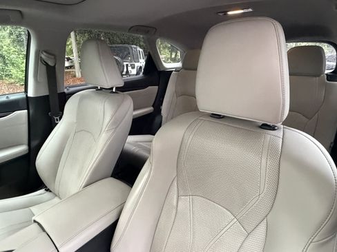 Certified 2022 Lexus RX 350L Luxury w/ Accessory Package (Z1) FWD image 18