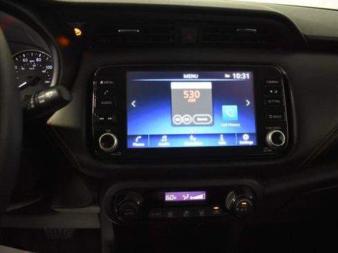 Certified 2024 Nissan Kicks SR FWD image 17