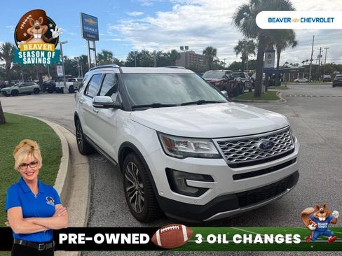 Used 2017 Ford Explorer Platinum AWD/4WD image 2