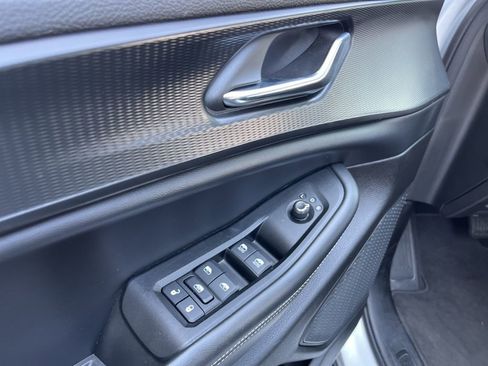 Used 2024 Jeep Grand Cherokee L Laredo image 23