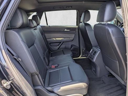 Used 2022 Volkswagen Atlas Cross Sport SEL AWD/4WD image 19