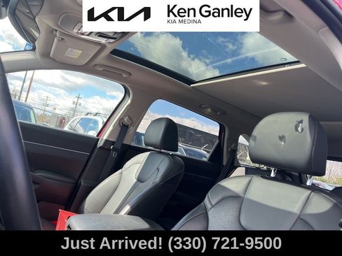 Certified 2023 Kia Sorento X-Line EX image 11