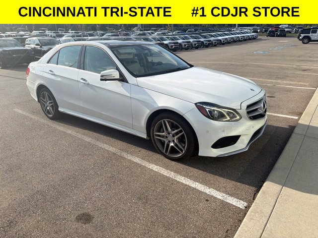 Used 2014 Mercedes-Benz E 550 4MATIC Sedan image 1
