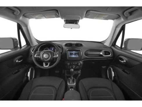 Used 2019 Jeep Renegade Latitude FWD image 8