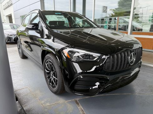 Certified 2025 Mercedes-Benz GLA 35 AMG AMG GLA 35 image 6