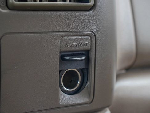 Used 2003 Ford F250 XLT image 32