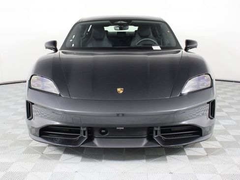 New 2026 Porsche Taycan image 10