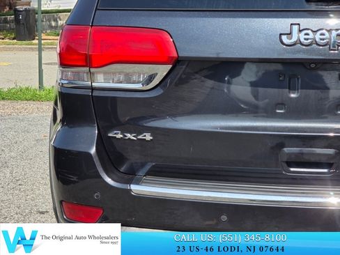Used 2014 Jeep Grand Cherokee Limited AWD/4WD image 16