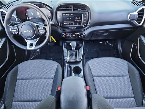 Used 2024 Kia Soul LX w/ Option Group 015 FWD image 16