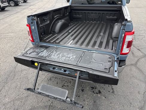 Used 2024 Ford F150 Lariat AWD/4WD image 8