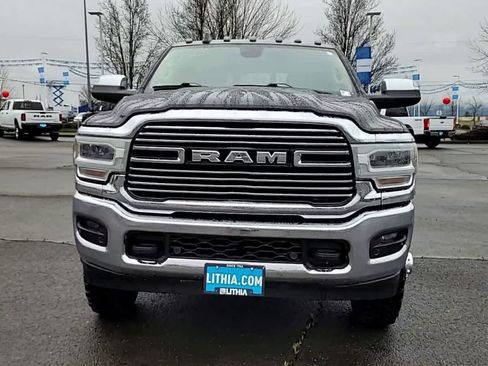 Used 2019 RAM 3500 Laramie image 3