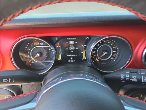 Used 2023 Jeep Wrangler Unlimited Rubicon w/ Xtreme 35 Tire Package AWD/4WD image 19