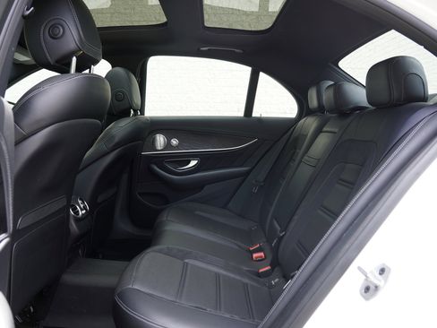 Used 2018 Mercedes-Benz E 43 AMG 4MATIC Sedan w/ Premium 2 Package image 28