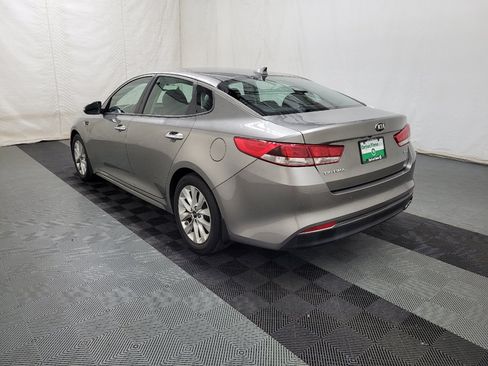 Used 2018 Kia Optima LX FWD image 5