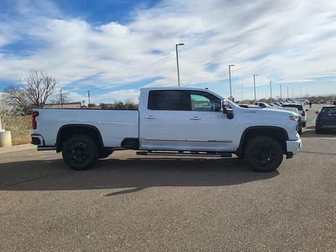 New 2026 Chevrolet Silverado 3500 High Country w/ Technology Package image 9