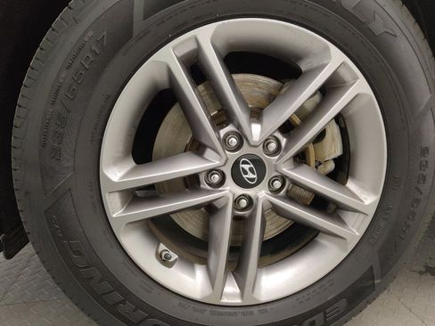 Used 2018 Hyundai Santa Fe Sport FWD image 31