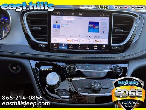 New 2026 Chrysler Pacifica Limited w/ Uconnect Theater Family Group AWD/4WD image 8