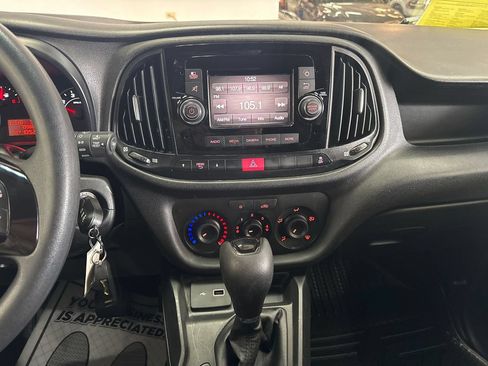 Used 2022 RAM ProMaster City Tradesman FWD image 15