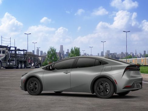 New 2026 Toyota Prius LE FWD image 5
