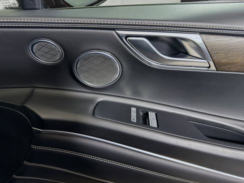 Used 2021 Genesis GV80 2.5T w/ Advanced Package 02 image 31