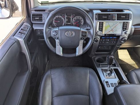 Used 2022 Toyota 4Runner Limited AWD/4WD image 31