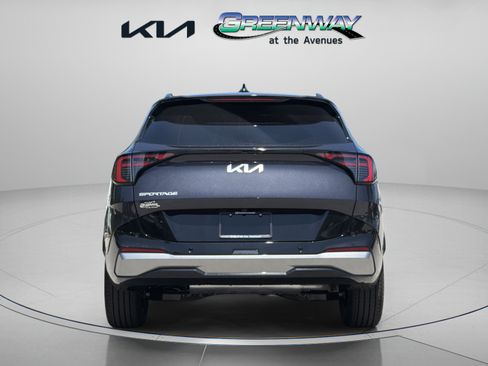 Certified 2026 Kia Sportage SX FWD image 5