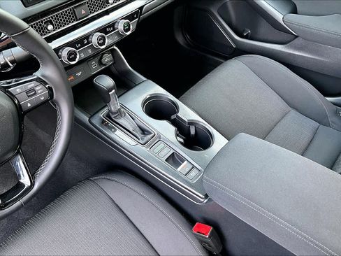Used 2024 Honda Civic EX image 16