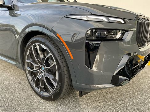 New 2026 BMW X7 xDrive40i image 24