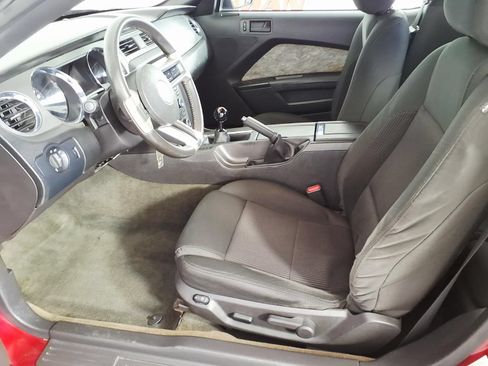 Used 2014 Ford Mustang GT w/ Equipment Group 301A RWD image 13