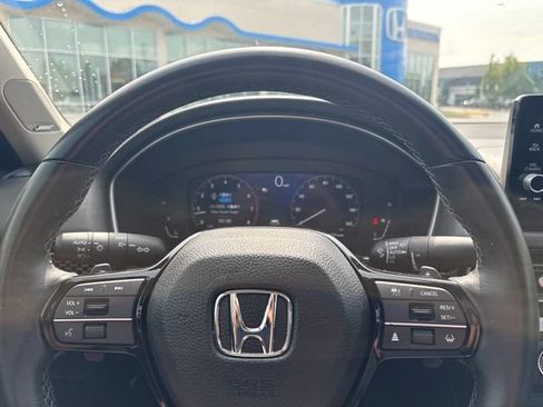 Used 2024 Honda Civic Touring image 16
