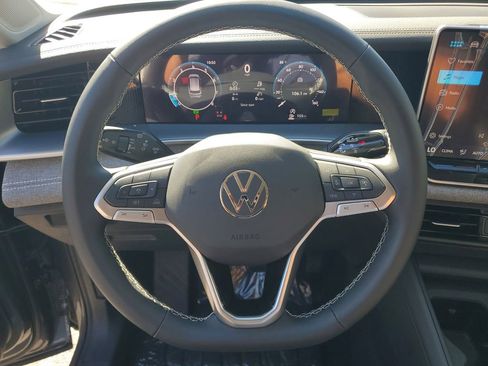 New 2026 Volkswagen Tiguan S image 27