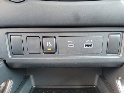 Used 2023 Nissan Frontier S w/ Technology Package image 13