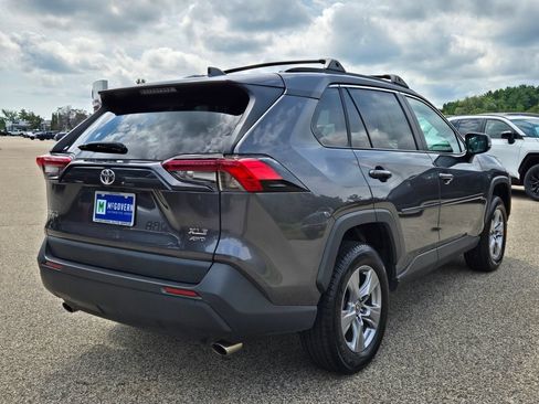 Used 2022 Toyota RAV4 XLE w/ Convenience Package AWD/4WD image 6