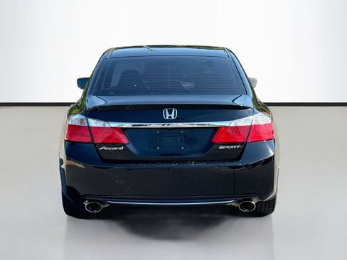 Used 2015 Honda Accord Sport image 8