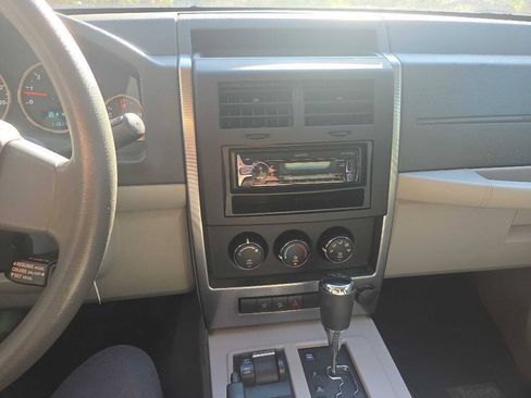 Used 2008 Jeep Liberty Sport w/ Popular Equipment Group AWD/4WD image 32